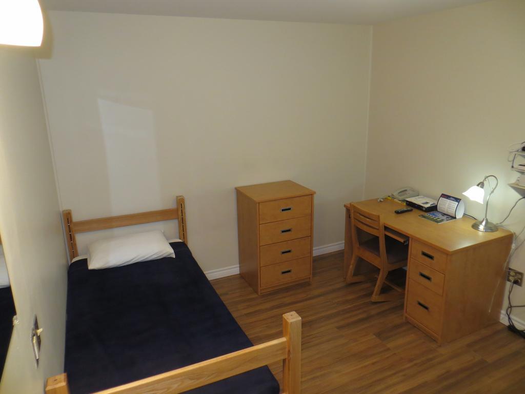 UNB Saint John Summer Hotel Zimmer foto